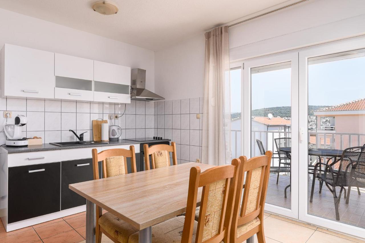 Apartment Planikovica Trogir Exterior foto